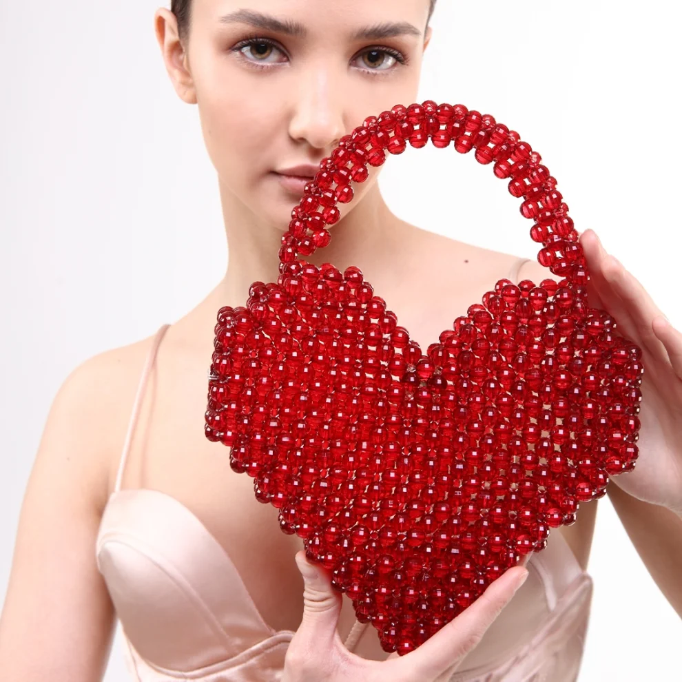 Ava Villain - Eros Heart Beaded Bag