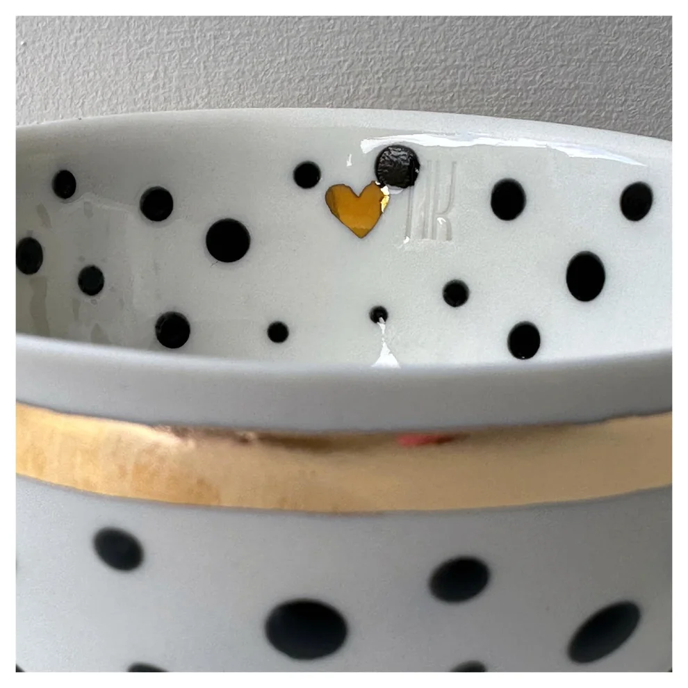 Nil Kayılı Porcelain - Points Strip Mug