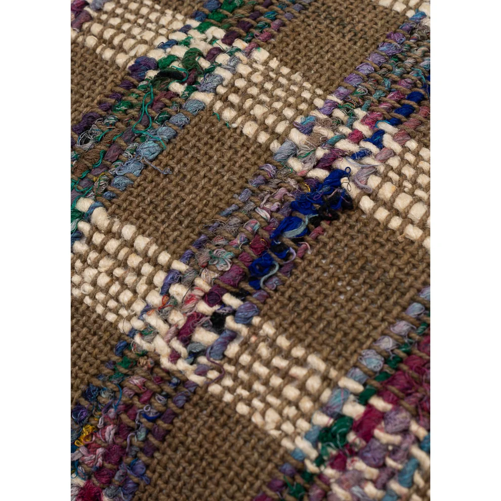 Niu Home Grid Decorative Pillow Light Brown hipicon