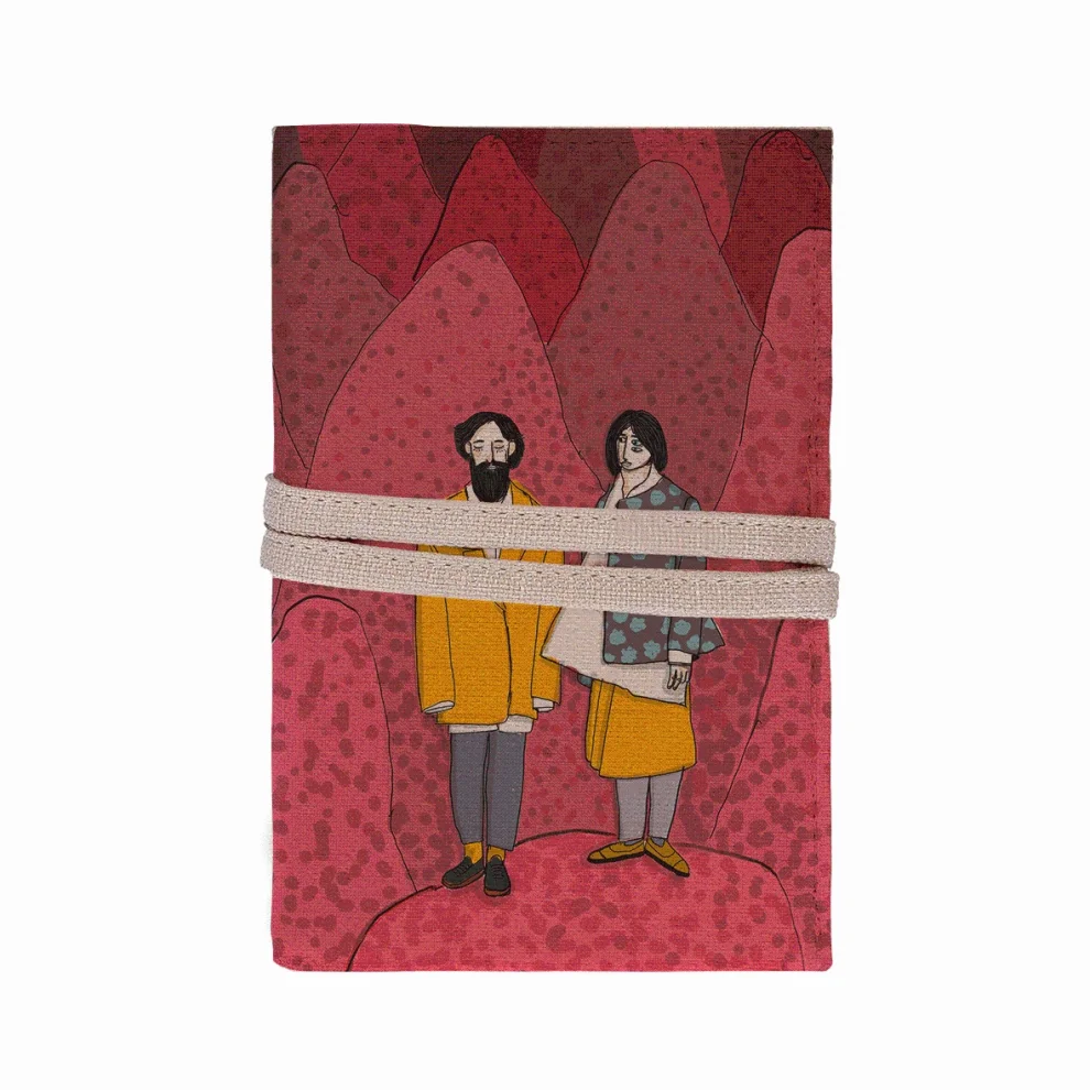 Serkan Akyol - Yan Yana Yürünür Göz Göze Bakılır Sketchbook Case