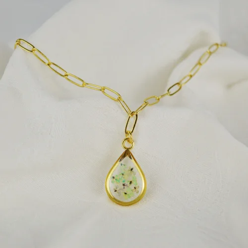Fiorel Design - Real Flower Bold Chain Teardrop Necklace