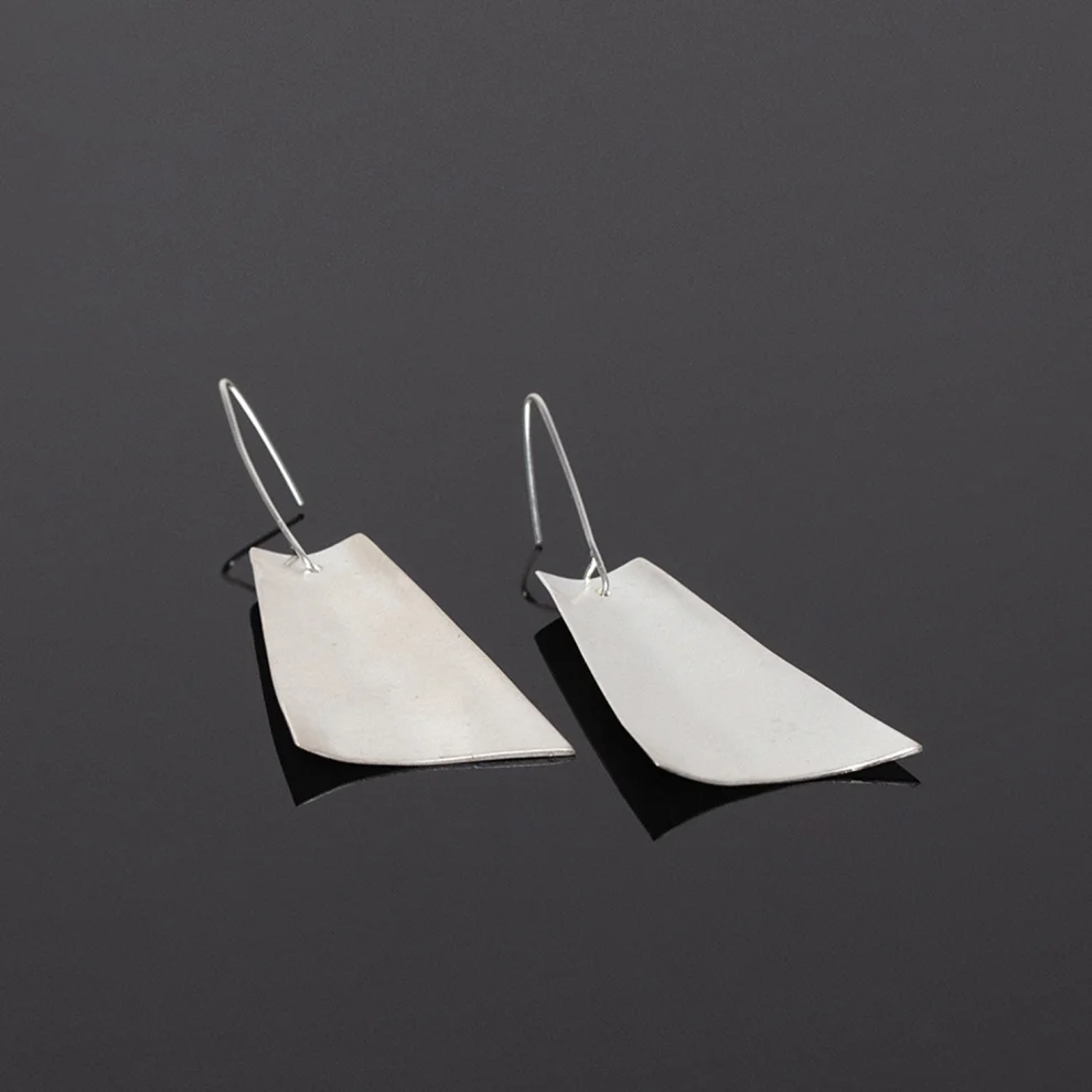 Studio Agna - Mini Plaka Earring In Silver