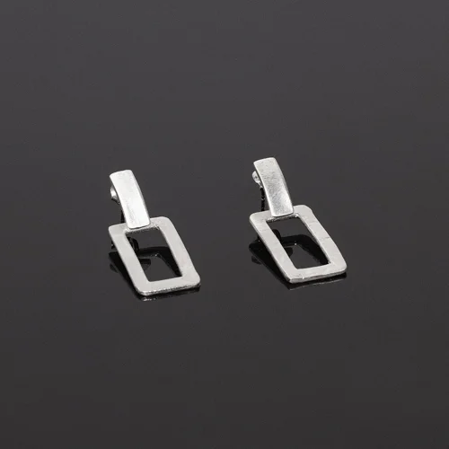 Studio Agna - Rectangle Earring In Silver