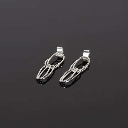 Studio Agna - Twist Earring In Silver