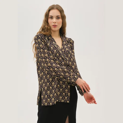 PILEA - Nora Asymmetrical Shirt