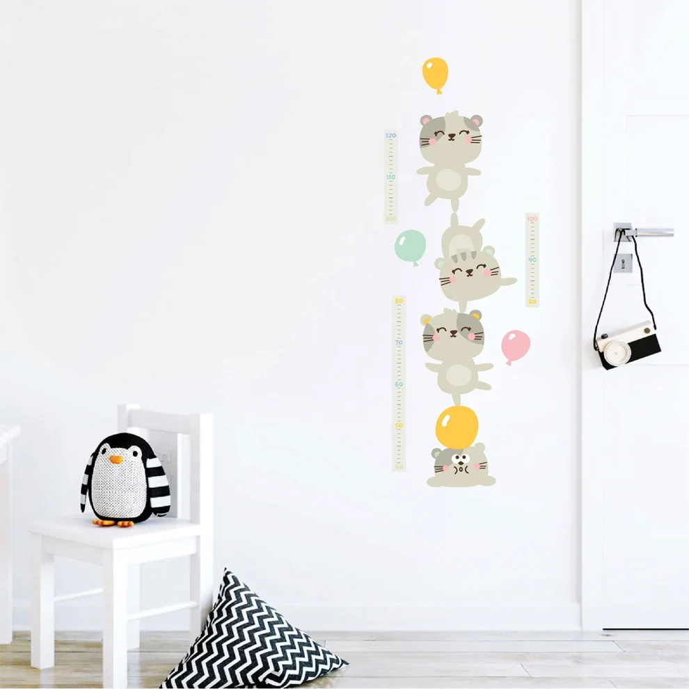 Jüppo - Juggler Kitty Kats Wall Sticker Height Ruler