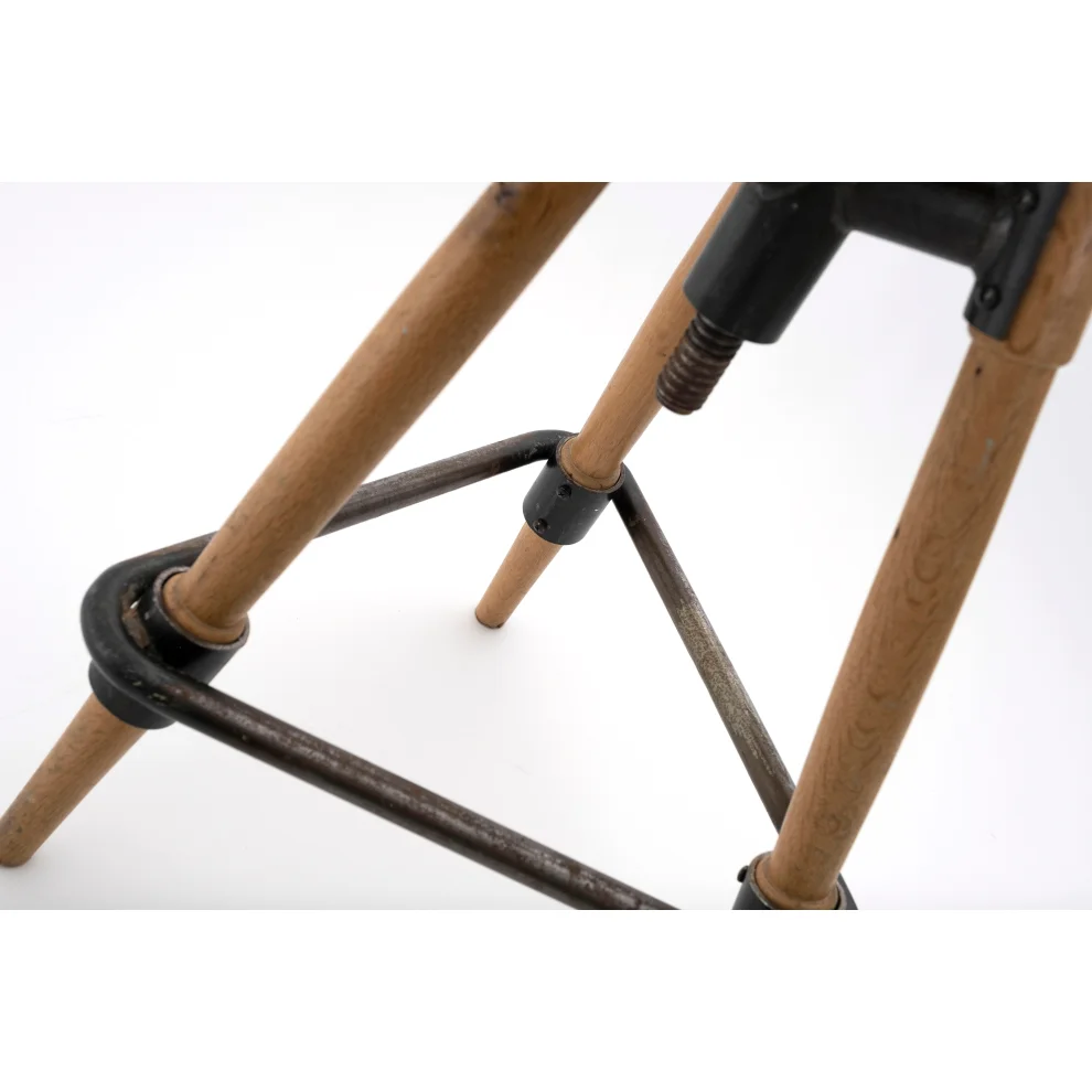 Womodesign - Wooden Oak Adjustable Stool