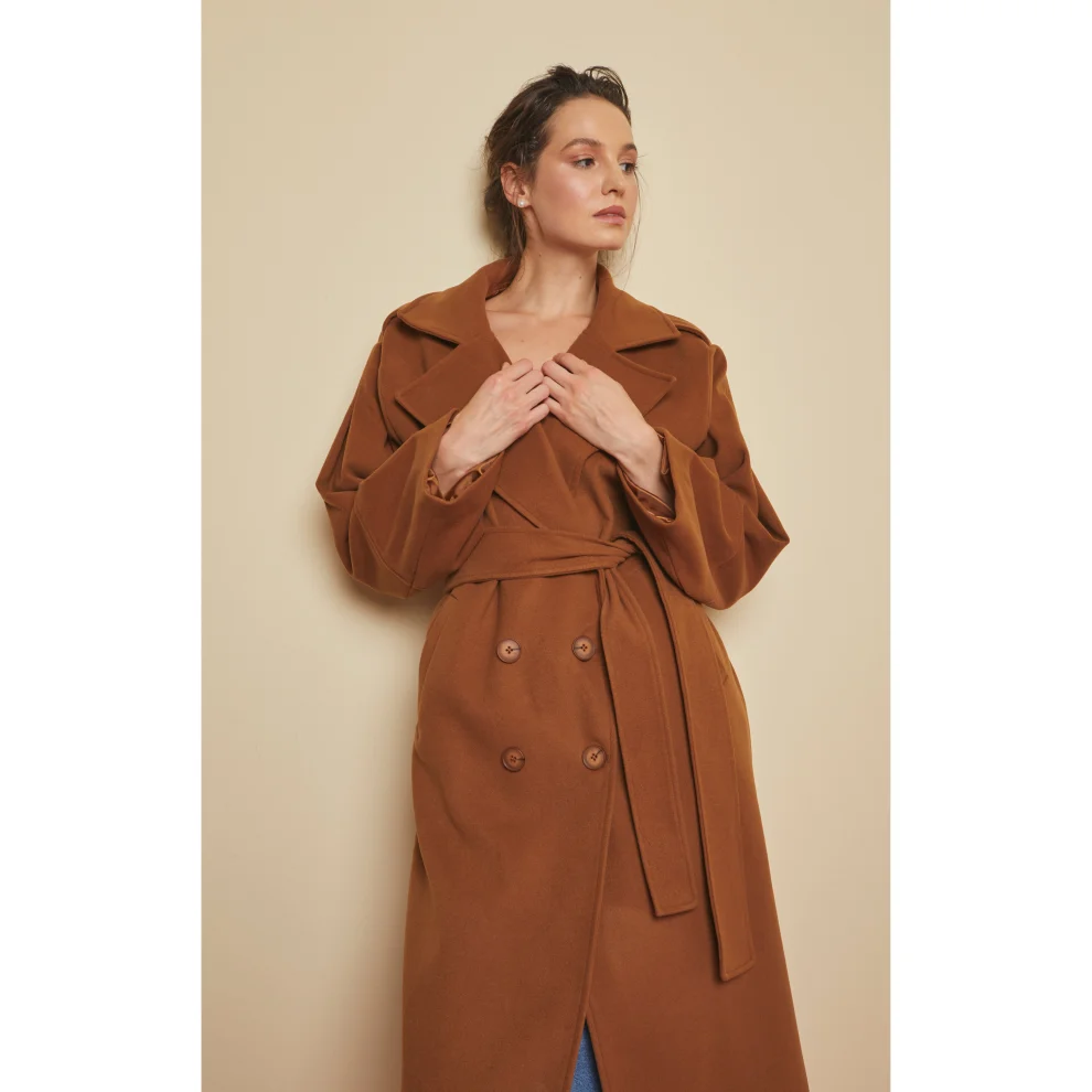PILEA - Madeline Cachet Coat