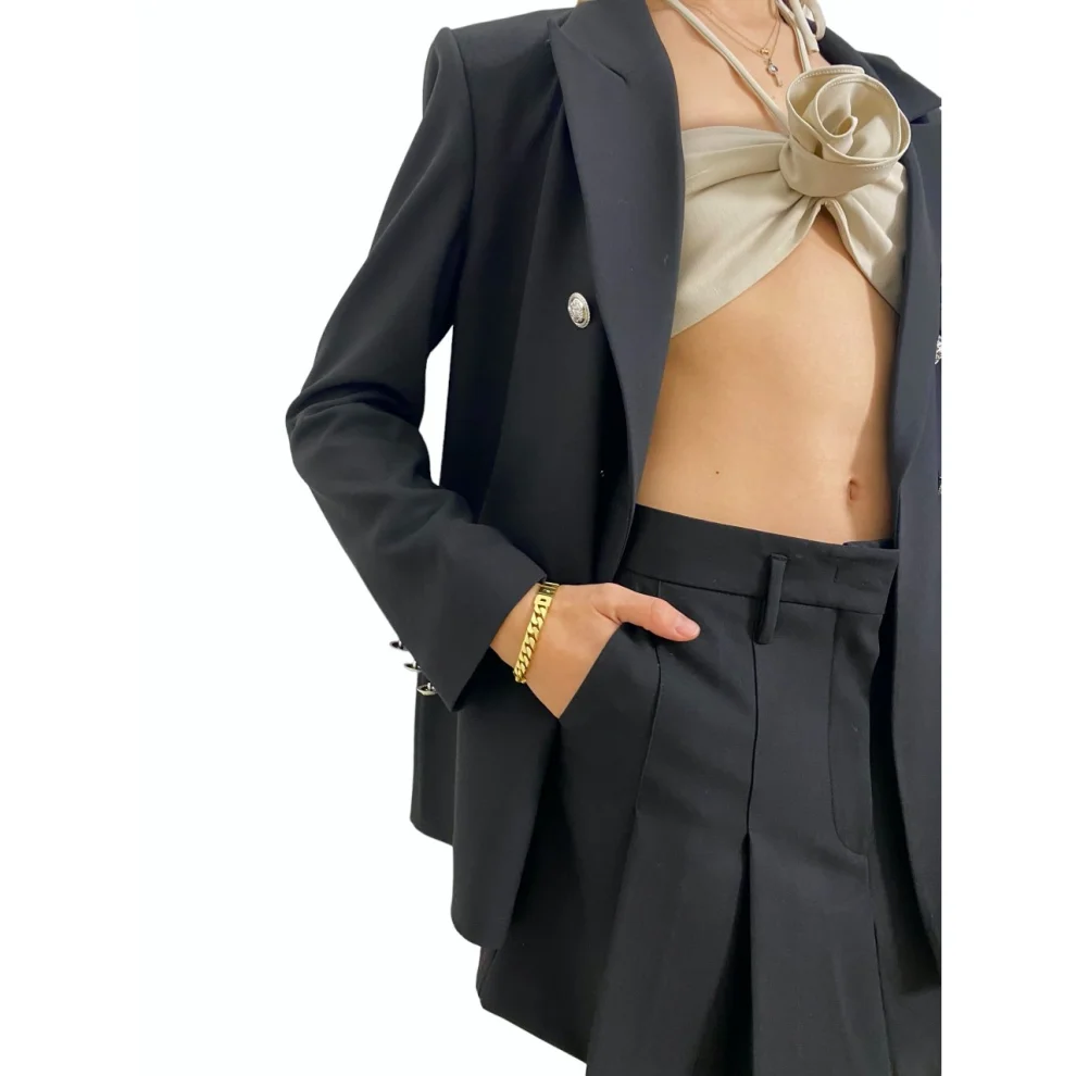 Trust The Team - Jackie Extra Oversize Blazer Jacket & Gigi Low Waist Pleated Mini Skirt Suit