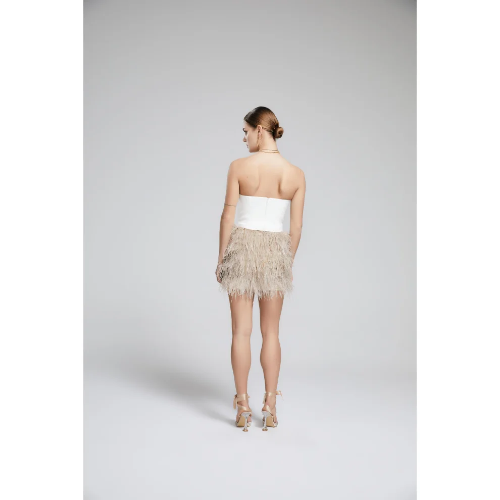Iquoniq - Laia Mini Skirt With Feather