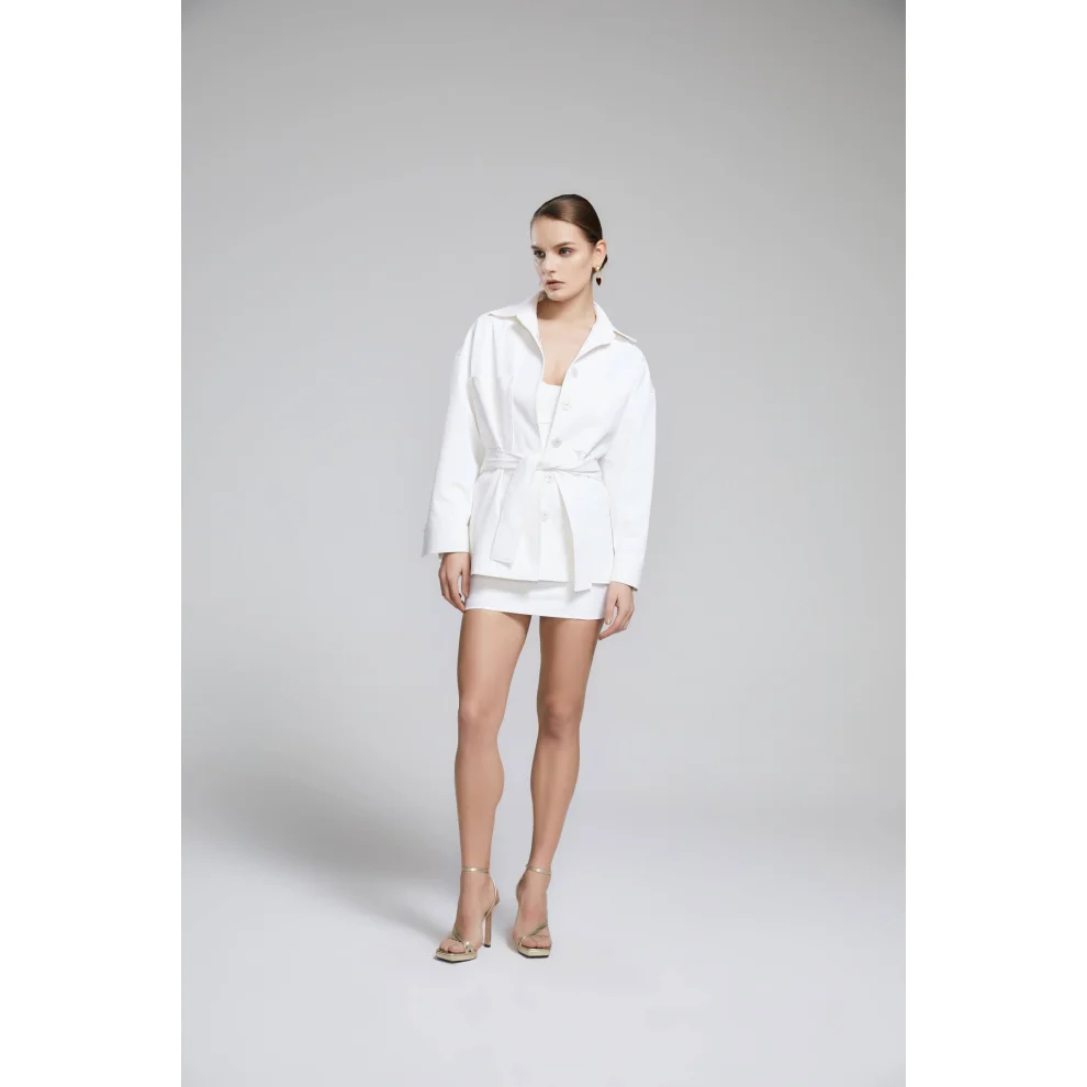 Iquoniq - Winter White Oversize Shirt