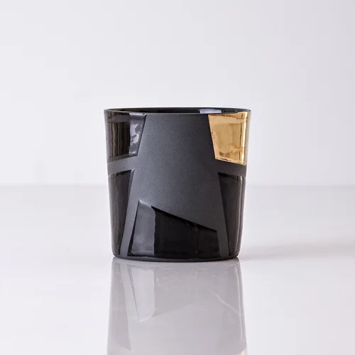 Cocoon Ceramic - Matte Gold Detailed Cup - Ill