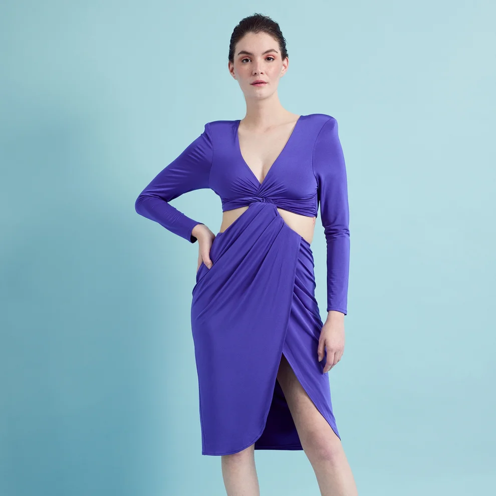 Ready to Wear - Hilary V Collar Dress