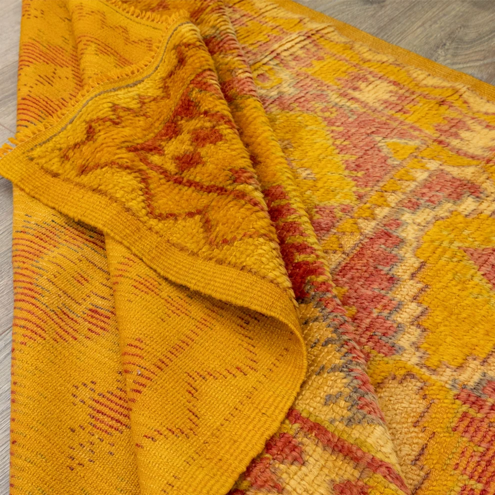 Soho Antiq - Geometric Patterned Hand Woven Tulle Carpet 134x227cm