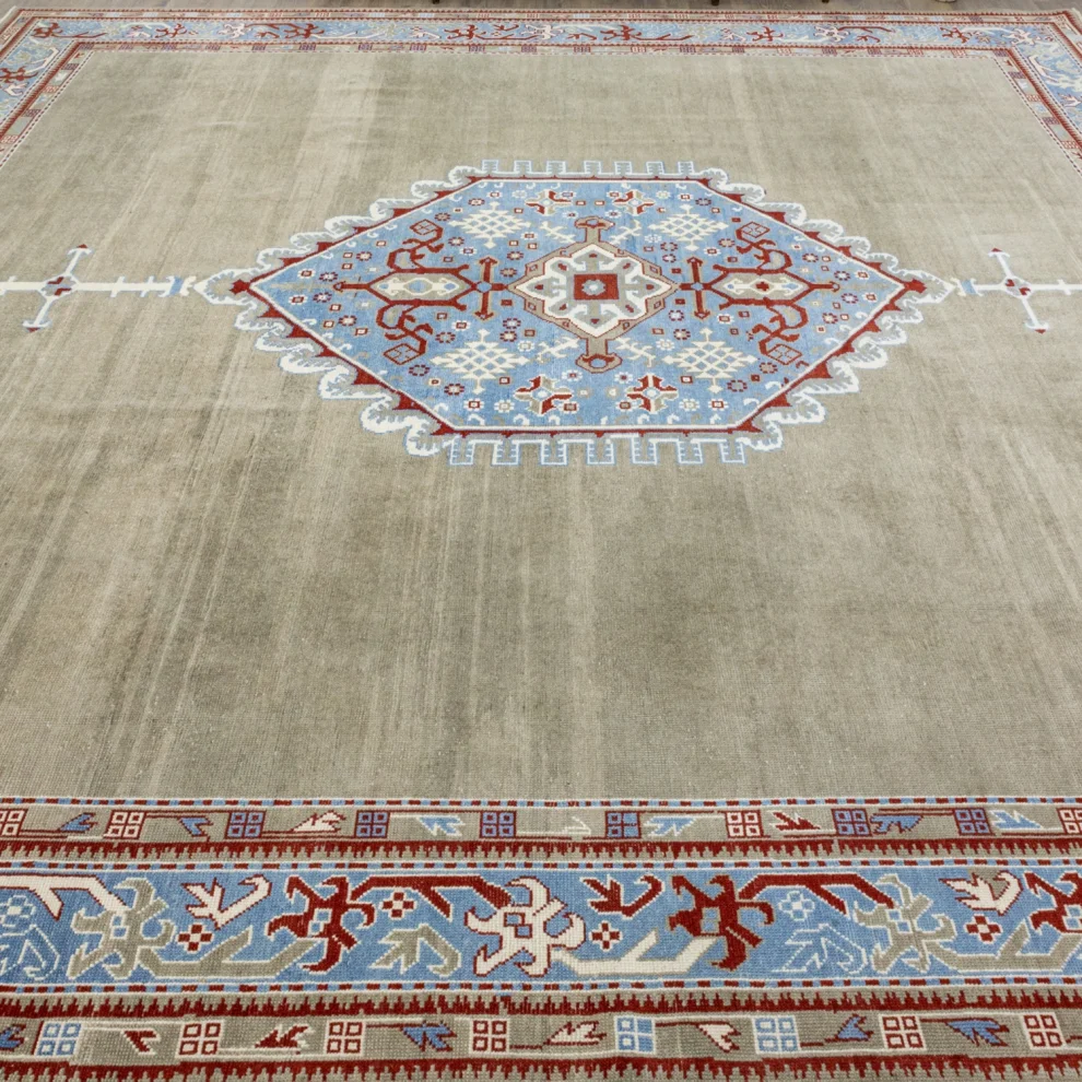 Soho Antiq - Medallion Pattern Oushak Rug