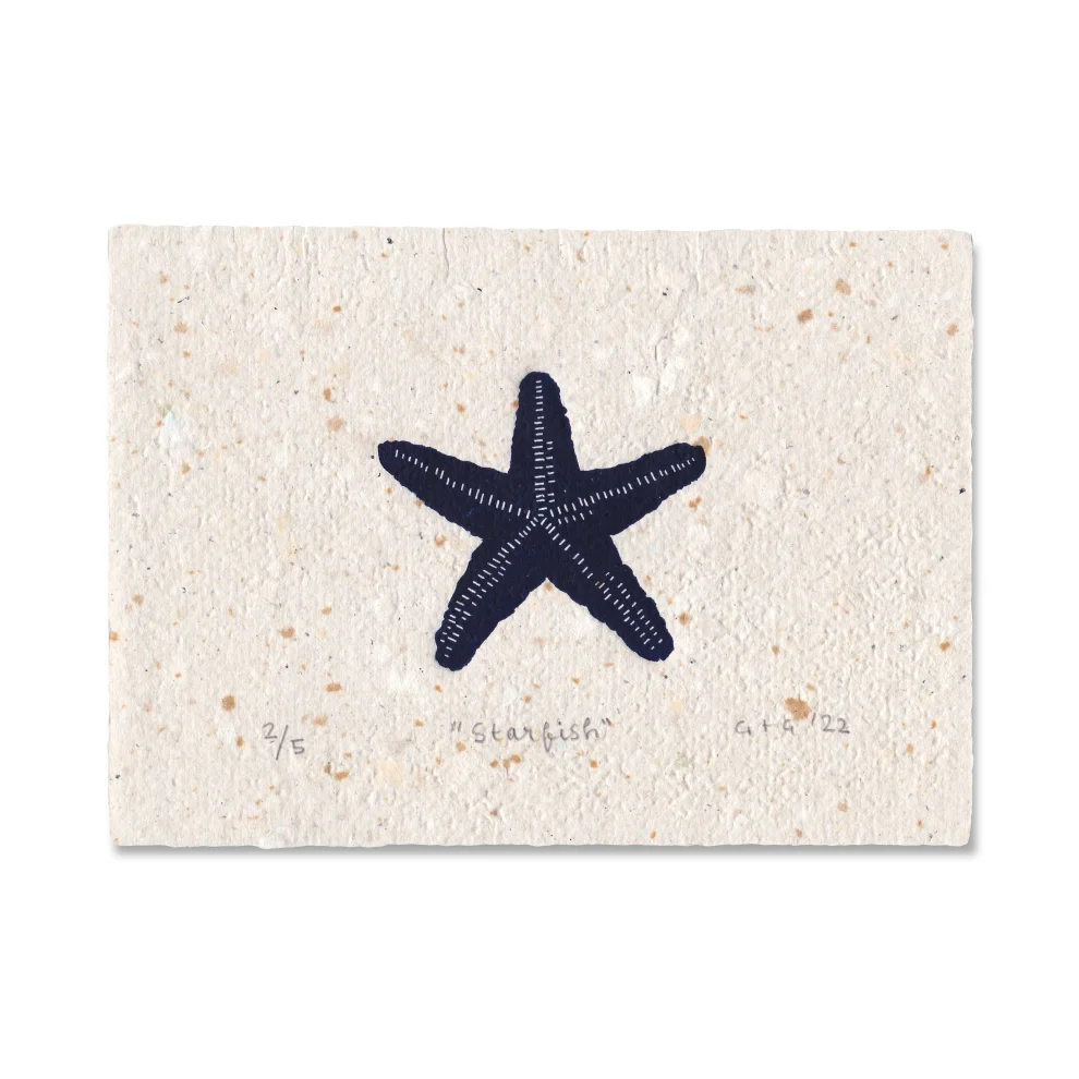 Çaçiçakaduz - Starfish Limba Wood Framed Lino Print
