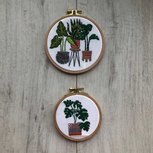 Granny's Hoop - Mini Plants1 Plant Themed Embroidery Hoop Board