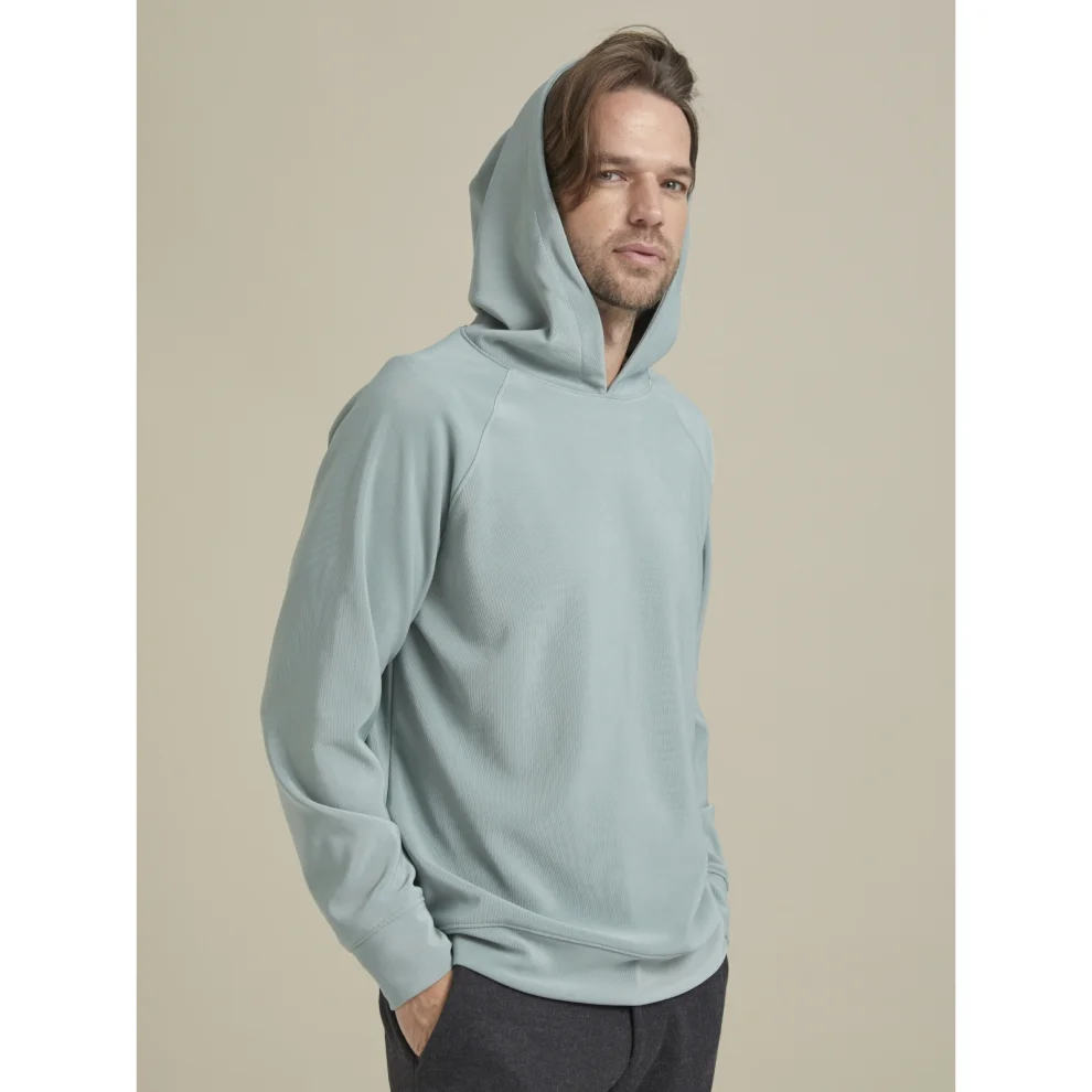 MUBU İstanbul - Iconic Hoodie