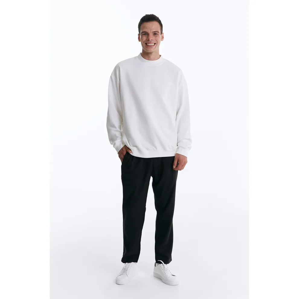 Studio 29 - Jud Sweatshirt