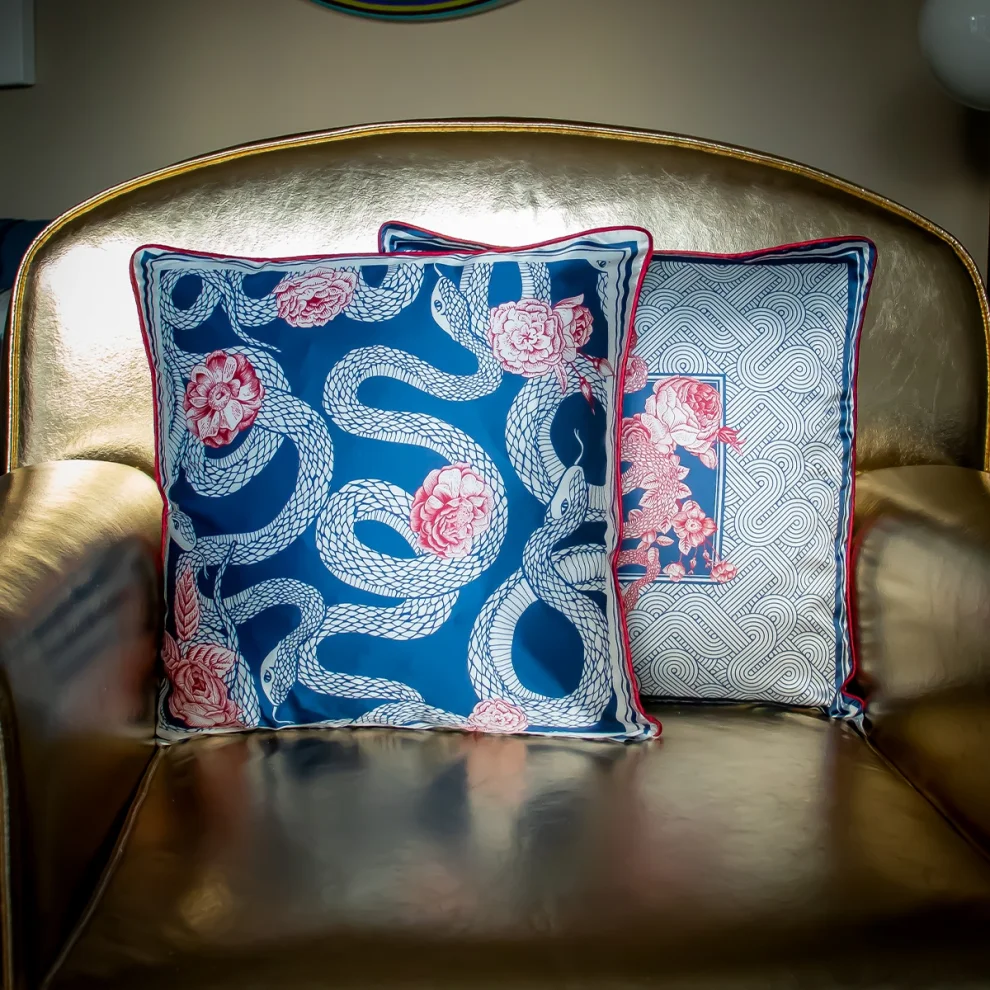 Burgundy paisley throw hot sale pillows
