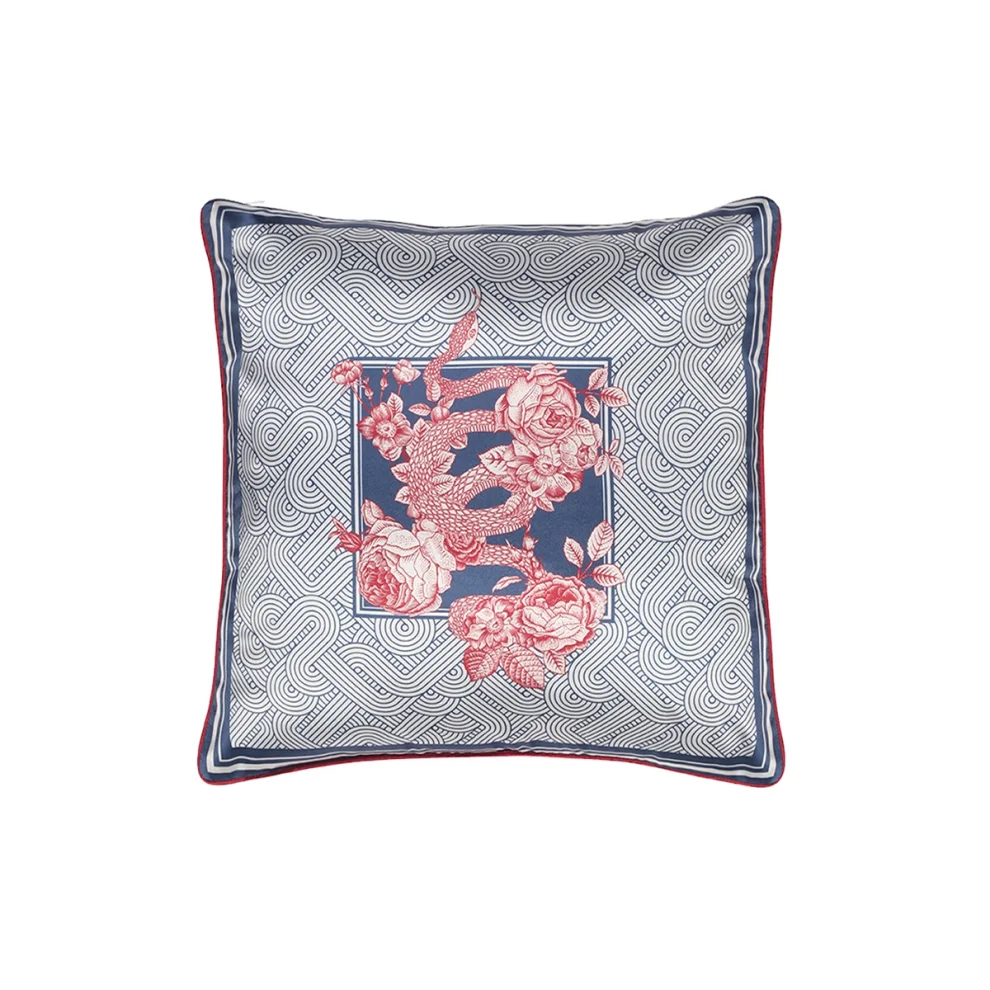 Gorgo Iruka - Goose Feather Decorative Cushion