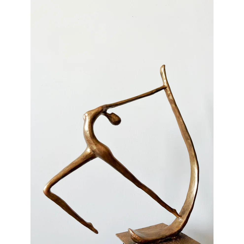 B'art Design - Archer Sculpture