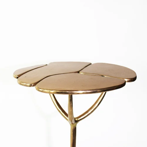 Studio Sunt - Iris Table - Il