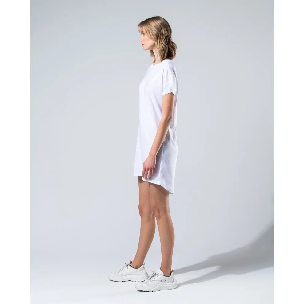 Thara Concept - Crew Neck Premium Dress