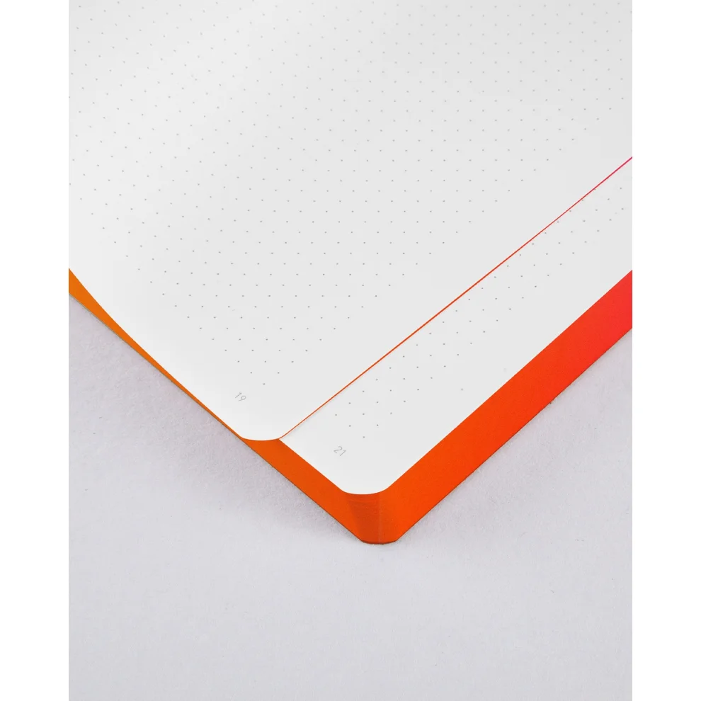 Nuuna - Burn Dot Notebook