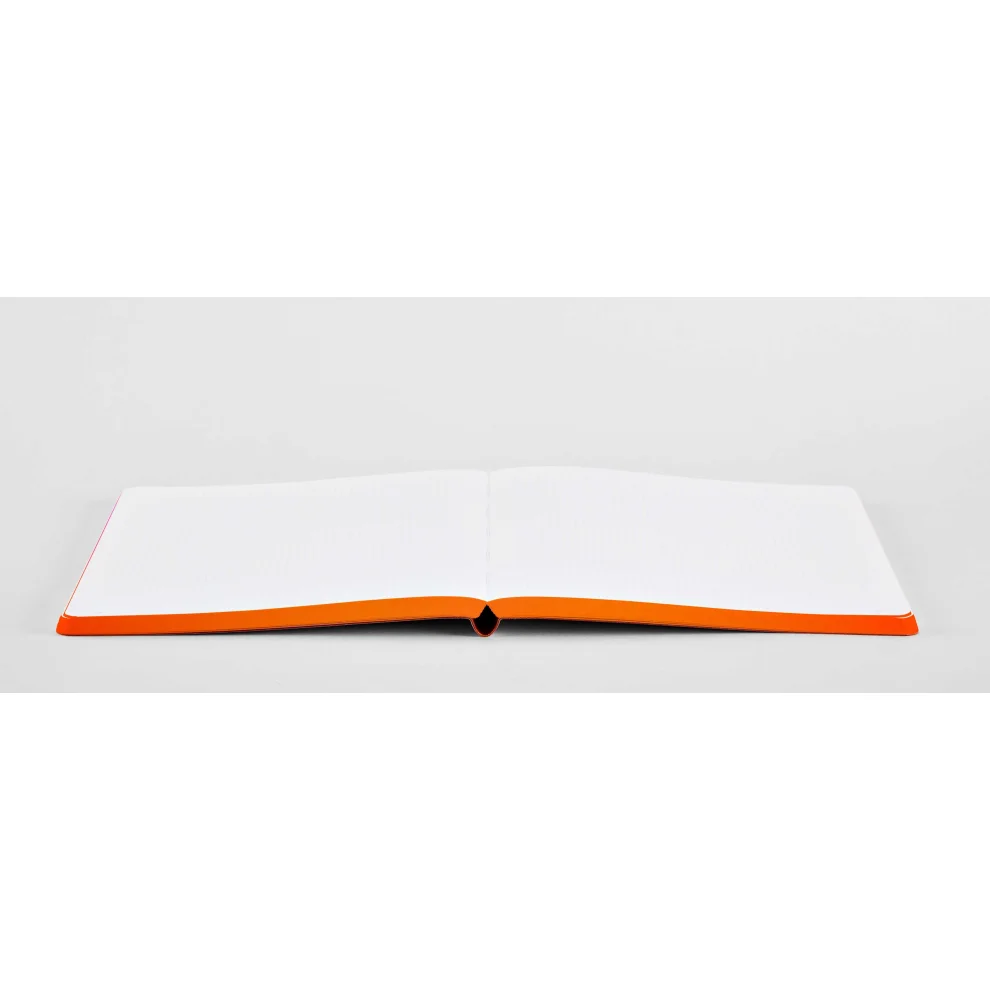 Nuuna - Burn Dot Notebook