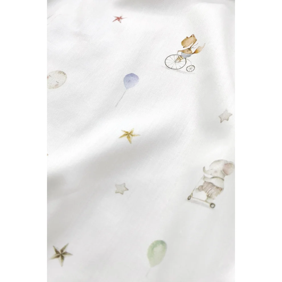 Casadora Baby - Circus Satin Bed Sheet Set