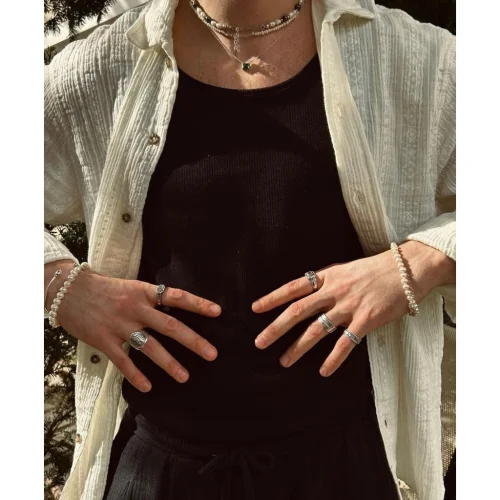 TwoGrazia - Swallow Detail Vintage Ring