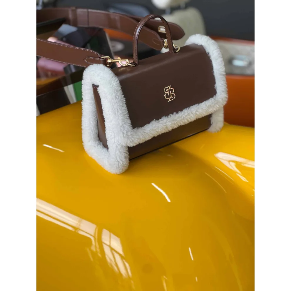 Bloomsbury İstanbul - Cloudy Shearling Bag