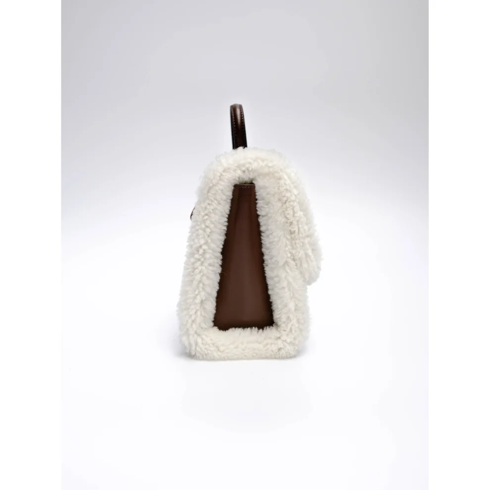 Bloomsbury İstanbul - Cloudy Shearling Bag