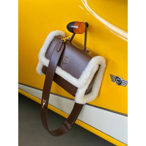 Bloomsbury İstanbul - Cloudy Shearling Bag