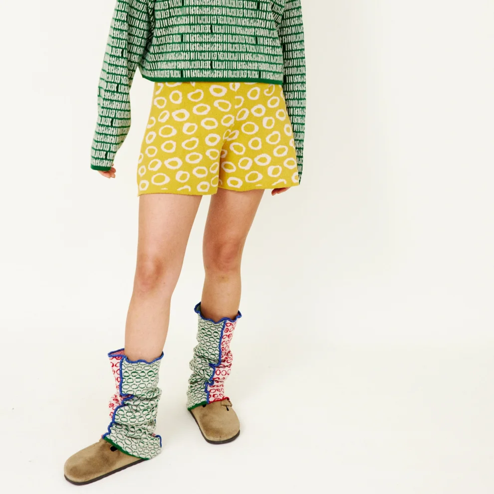 Knitly Studio - Bubble Shorts