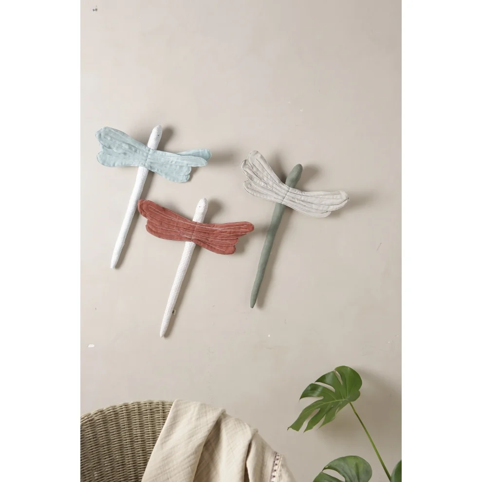 2 Stories - Dragonfly Wall Accessories