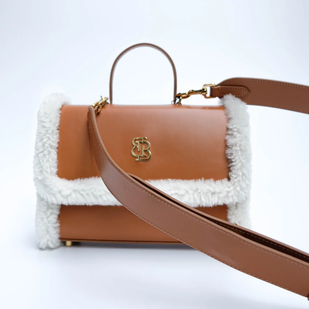 Bloomsbury İstanbul - Cloudy Shearling Bag