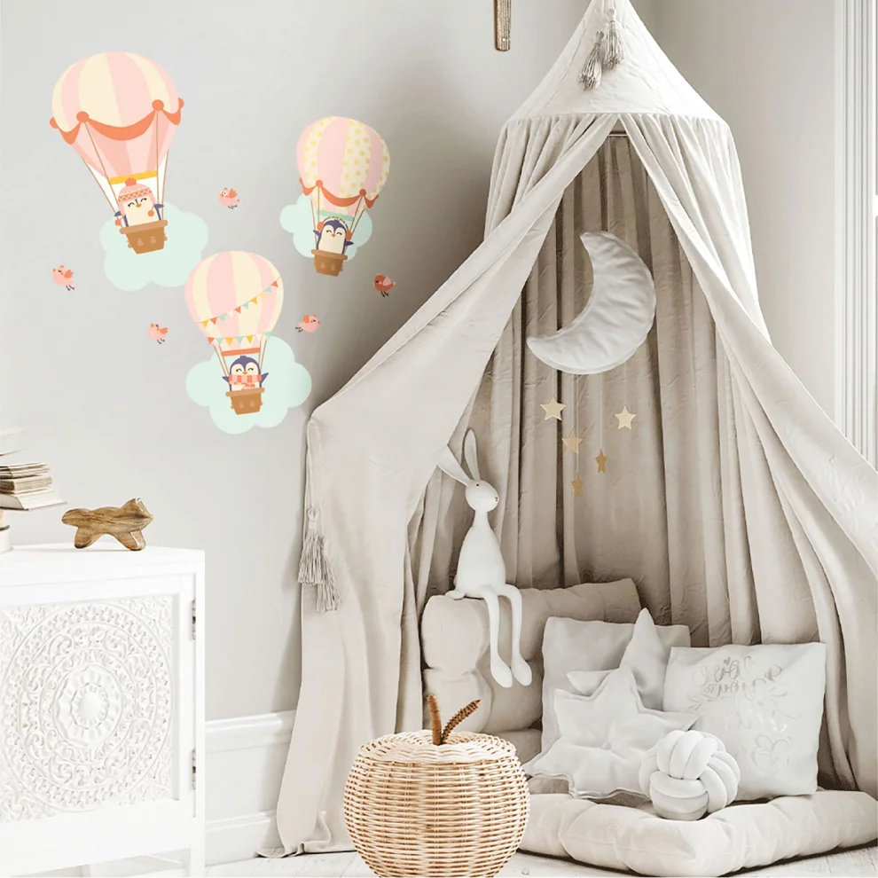 Jüppo - Pink Hot Air Balloons Wall Sticker