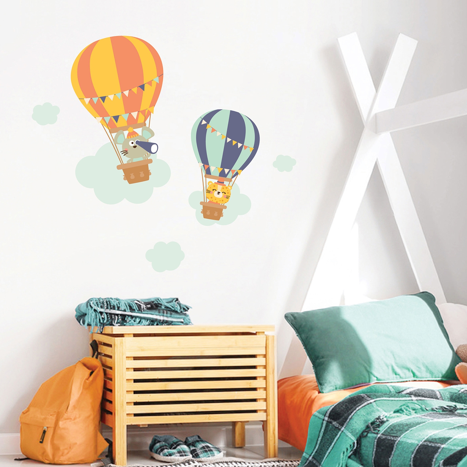 Fantastic Ride On A Hot Air Balloon Wall Sticker