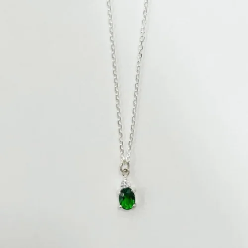 TwoGrazia - Emerald Stone Minimal Special Necklace