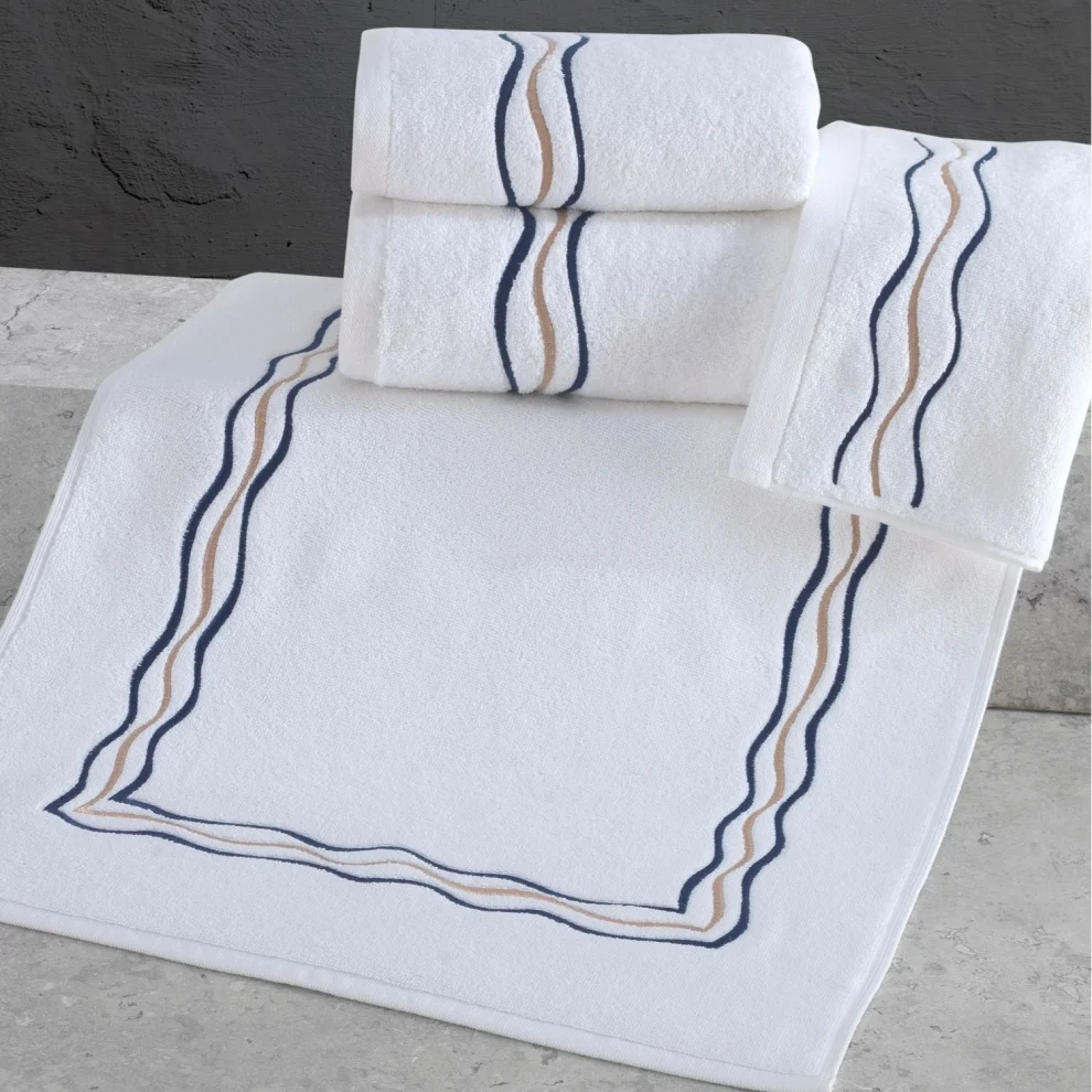 DK Store - Toscana Embroidered Cotton Towel