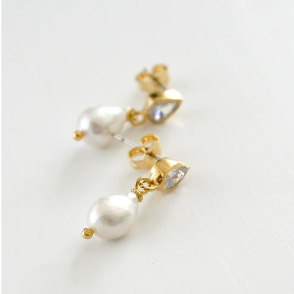 Pierre Violette - Emily Swaroski Drop Pearl Earrings