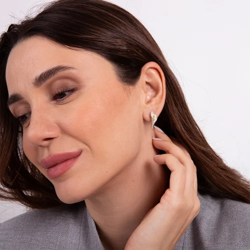 Ezra Baghaki Jewellery - White Calla Earrings