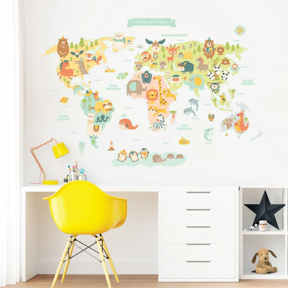 Jüppo - Animal Kingdom World Map Wall Sticker