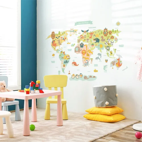 Jüppo - Animal Kingdom - English World Map Wall Sticker