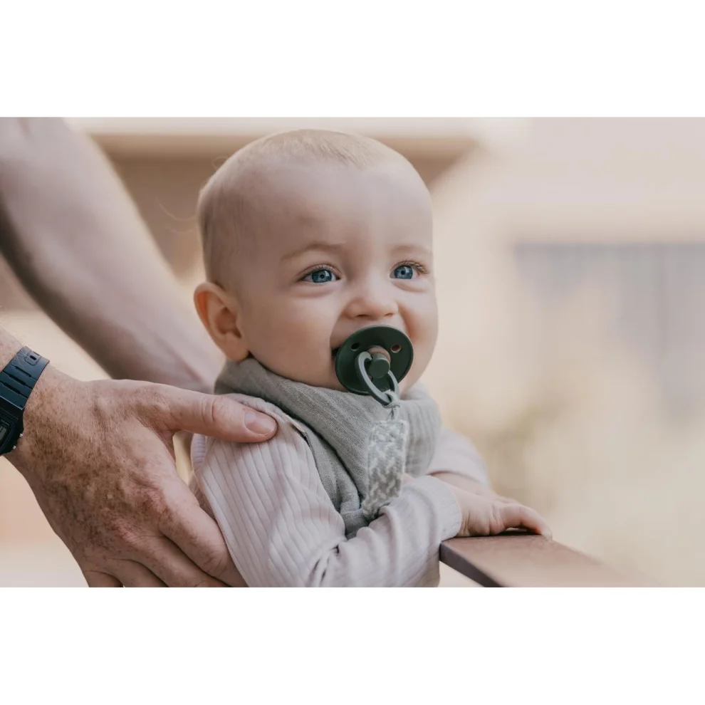 Bibs - Hunter Colour Rubber Pacifier