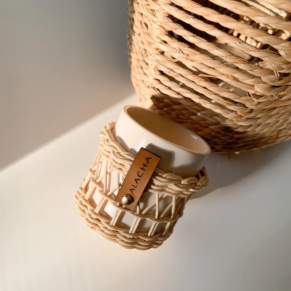 Alacha Store - Ceramic Cup With Rattan