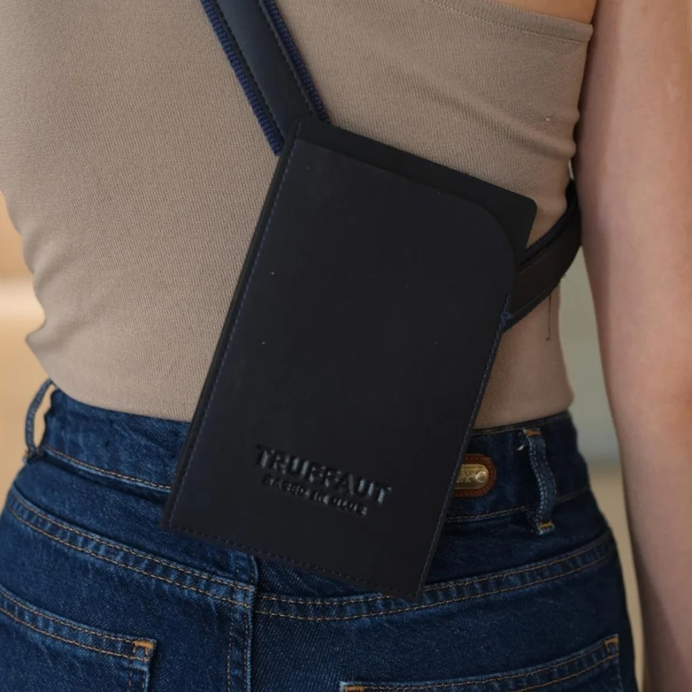 Truffaut - Midge Phone Bag And Cardholder