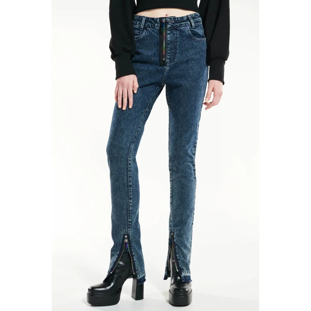 Certain - Chelsea Jean Dark Navy Wash